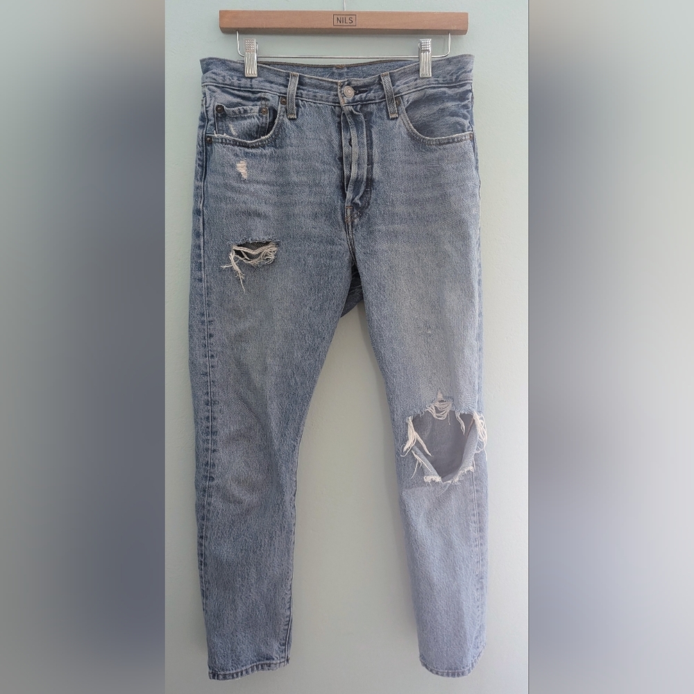 Levi's Light Blue Distressed Men Jeans